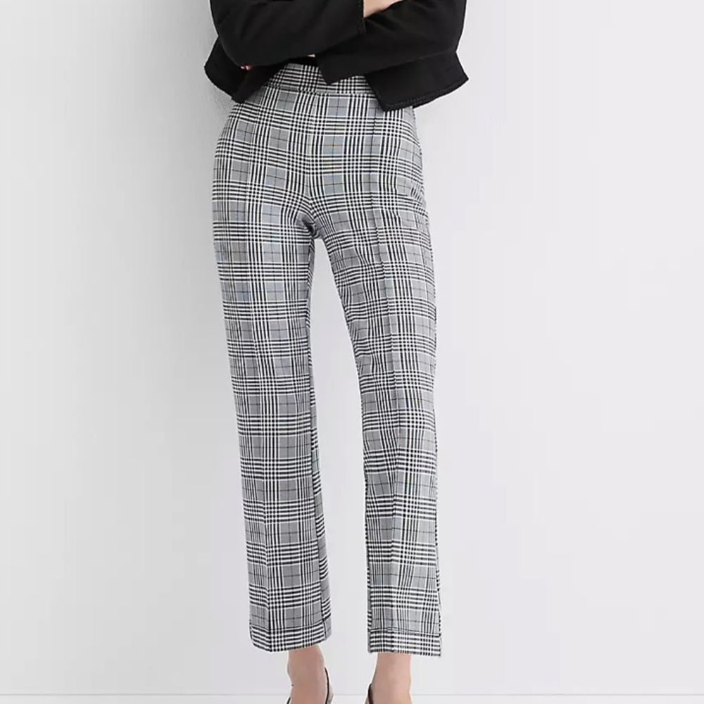 LOFT Pintucked Kick Crop Pants